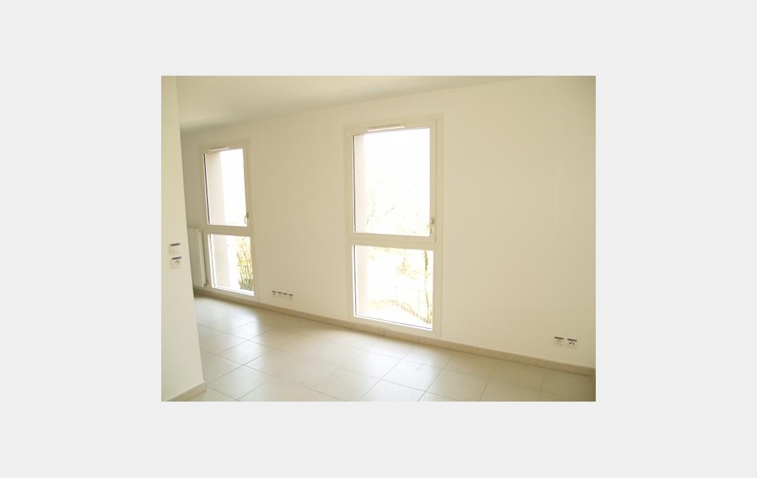 Annonces GRENOBLE : Appartement | GRENOBLE (38000) | 34 m2 | 565 € 